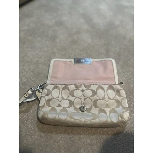 Coach Kristin Signature Wristlet Beige Canvas White Leather, Small Purse Bag - Picture 9 of 14